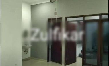 Rumah sewa Lokasi Strtaegis Tengah Kota Arcamaik