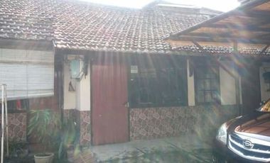 Hitung tanah saja !!! Rumah di Siliwangi dekat Dipatiukur, Cihampelas, Dago Bandung