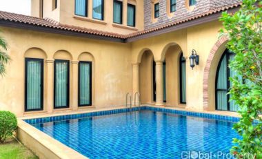 Dreamhouse in Na Jomtien for an unbeatable price for sale.