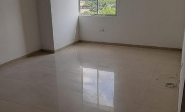 apartamento en arriendo/venta en edf reina sofia. Cod A2237
