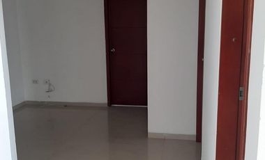 apartamento en arriendo/venta en edf reina sofia. Cod A2237