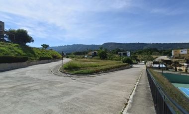 Venta de Lote en Ruitoque Bajo-Condominio Valles de España, 686.4 m². Cod V10686