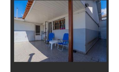 Chalet 3 amb (Padre Dutto 100)