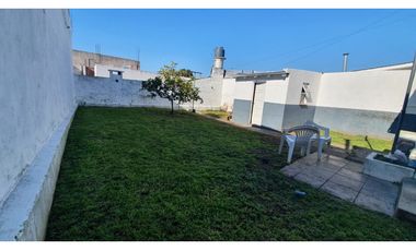 Chalet 3 amb (Padre Dutto 100)