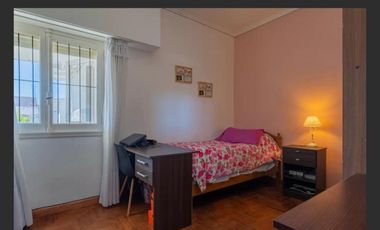 Chalet 3 amb (Padre Dutto 100)