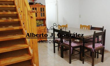 Casa en la costa. Duplex en Santa Teresita