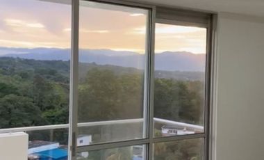 apartamento en arriendo en la 200. Cod A124463