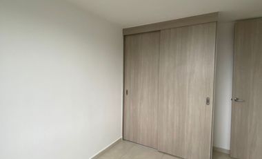 apartamento en arriendo en la 200. Cod A124463