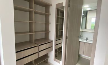 apartamento en arriendo en la 200. Cod A124463