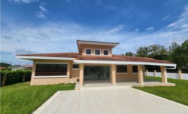 VENTA CASA PH COLONIA PUNTA CHAME CERCA DE PLAYA