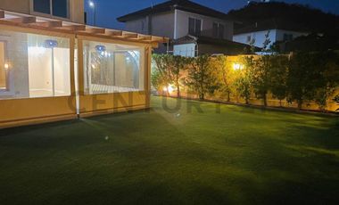 ARRIENDO LINDA PROPIEDAD ESTILO MEDITERRÁNEO EN AYRES DE CHICUREO