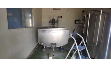 VENDO FINCA DE 195 HECTAREAS EN COORDILLERA CON AGUA VIVA