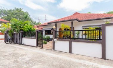 3 Bedroom Villa for sale at Crystal View
