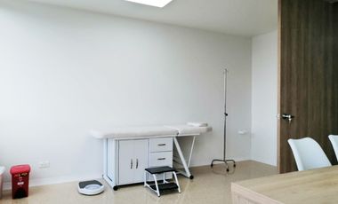 PR14184 CONSULTORIO EN RENTA SECTOR EL TESORO