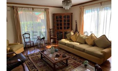 Se vende casa con amplio terreno en Chiguayante