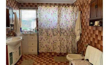 Se vende casa con amplio terreno en Chiguayante