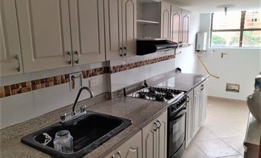 PR 12140 SE ARRIENDA APARTAMENTO EN SECTOR JARDINES - ENVIGADO