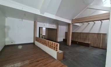 Rumah Komersil Dijual/Disewa Lokasi Strategis di Tebet Jaksel