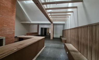 Rumah Komersil Dijual/Disewa Lokasi Strategis di Tebet Jaksel