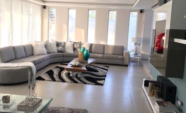 casa en venta en pradomar. Cod V6410