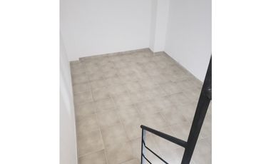 LOCAL 55m2 VENTA Tucumán 2500