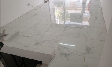 LOCAL 55m2 VENTA Tucumán 2500
