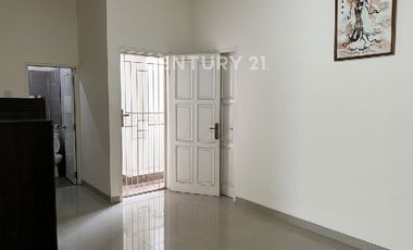 Rumah 2lt Jalan Lebar,  Dekat Sekolah Penabur, Di Harapan Indah