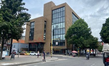 Oportunidad De Inversión Venta De Oficina En Edificio Nueve 5  - Bogotá