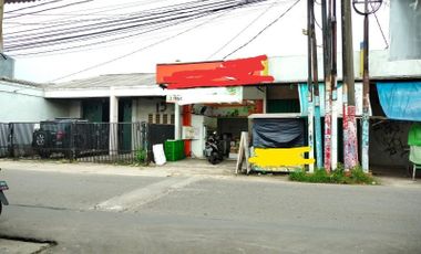 Ruko & Wardrobe di Jl.Raya Pamulang Tangsel. Pinggir jalan