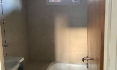 ALQUILER DEPARTAMENTO EN CASTELAR CÓDIGO AL 05