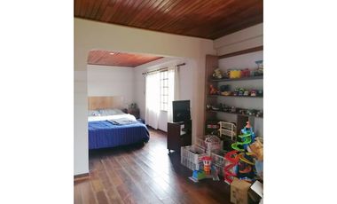 Vendo casa en la calera