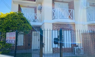Venta Monte Grande Muy Buen Dúplex De 2 Dormitorios
