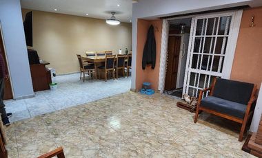 Casa en Bernal Oeste