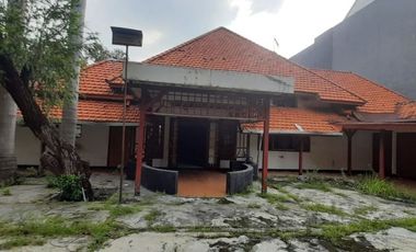 Rmh di sewakan di Jl. Trunojoyo Surabaya