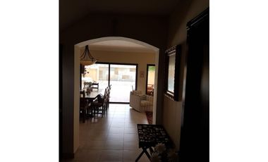 SEA CONFIABLE VENDE HERMOSA RESIDENCIA EN ANTIGUA COSTA DEL ESTE