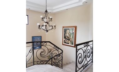 SEA CONFIABLE VENDE HERMOSA RESIDENCIA EN ANTIGUA COSTA DEL ESTE