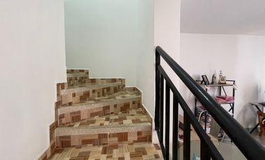 casa en venta en la alborada. Cod V4881