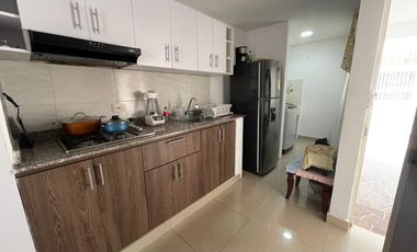 casa en venta en la alborada. Cod V4881