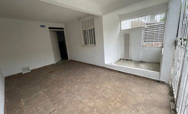 casa en venta en la alborada. Cod V4881