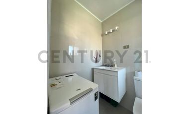 Venta de moderno loft recién remodelado en Reñaca