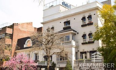 **** VENTA / ALQUILER Casa en  BARRIO PARQUE*****