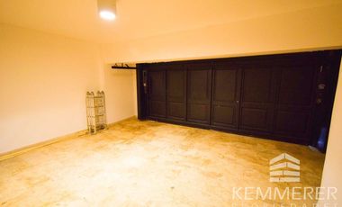 **** VENTA / ALQUILER Casa en  BARRIO PARQUE*****