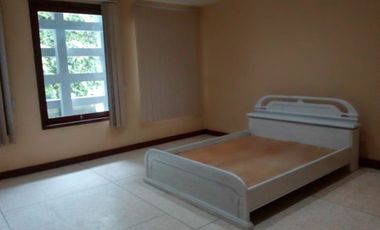 Rumah Menteng 3 Kamar Siap Huni