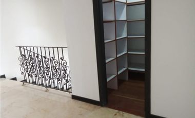 Casa unifamiliar en venta en el Poblado los Balsos Medellín