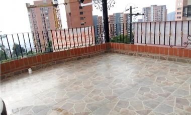 Casa unifamiliar en venta en el Poblado los Balsos Medellín