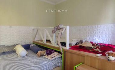 Rumah Tinggal 2 Lantai Akses Jalan Lebar Di Kelapa Gading R2052