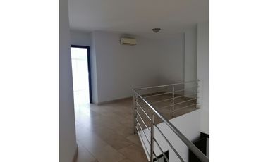 SEA Confiable Vende Apartamento PH The Bridge Tipo Loft