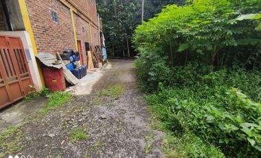 RUMAH MURAH 2 LANTAI 500 JUTAAN TEPI JALAN MAGELANG