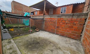 casa en venta en manzanares. Cod V124330