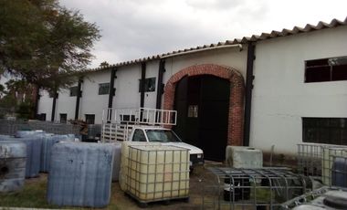 Rento Bodega Y Terreno en Queretaro